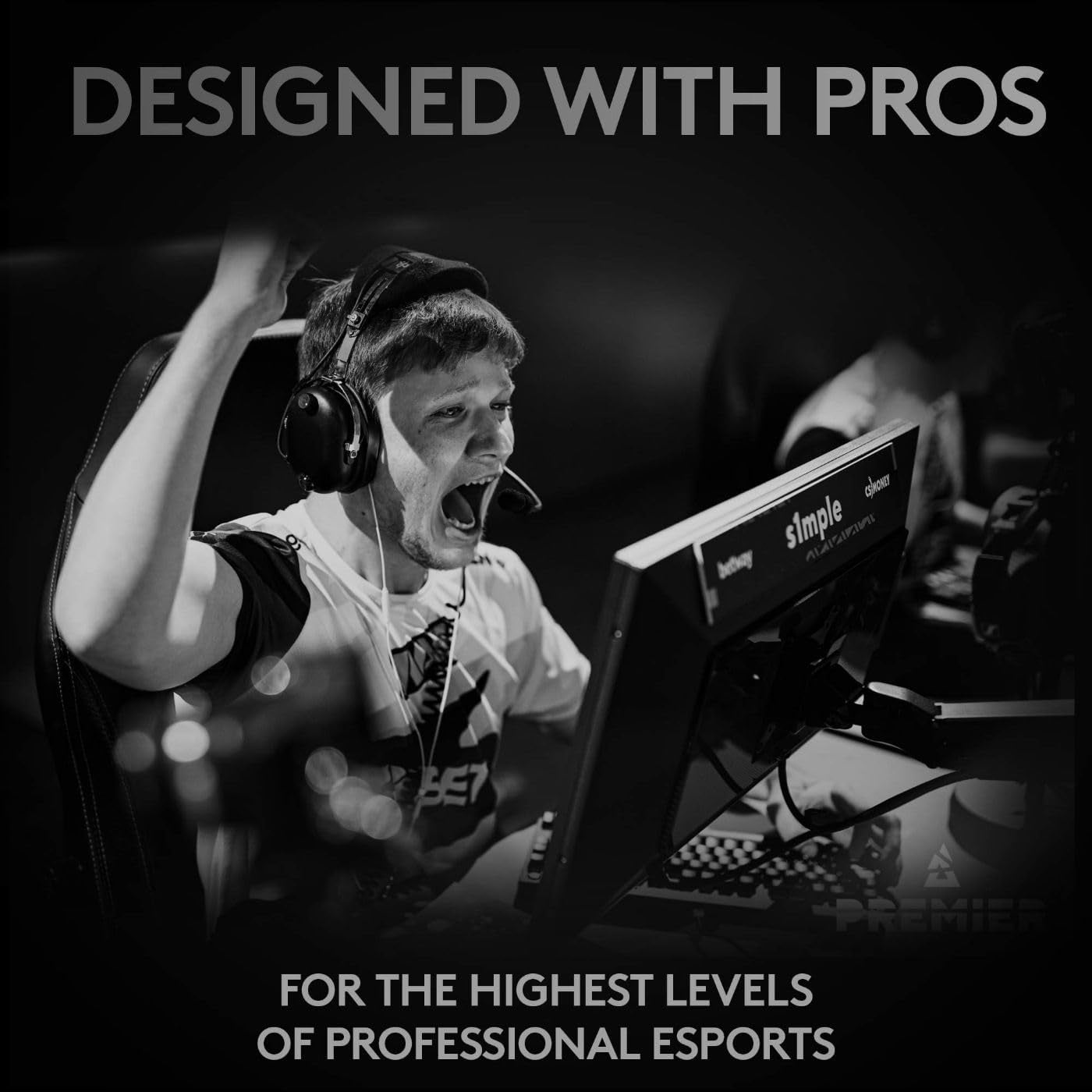 PRO X Superlight Wireless Gaming Mouse, Ultra-Lightweight, Hero 25K Sensor, 25,600 DPI, 5 Programmable Buttons, Long Battery Life, Compatible with Pc/Mac - Black